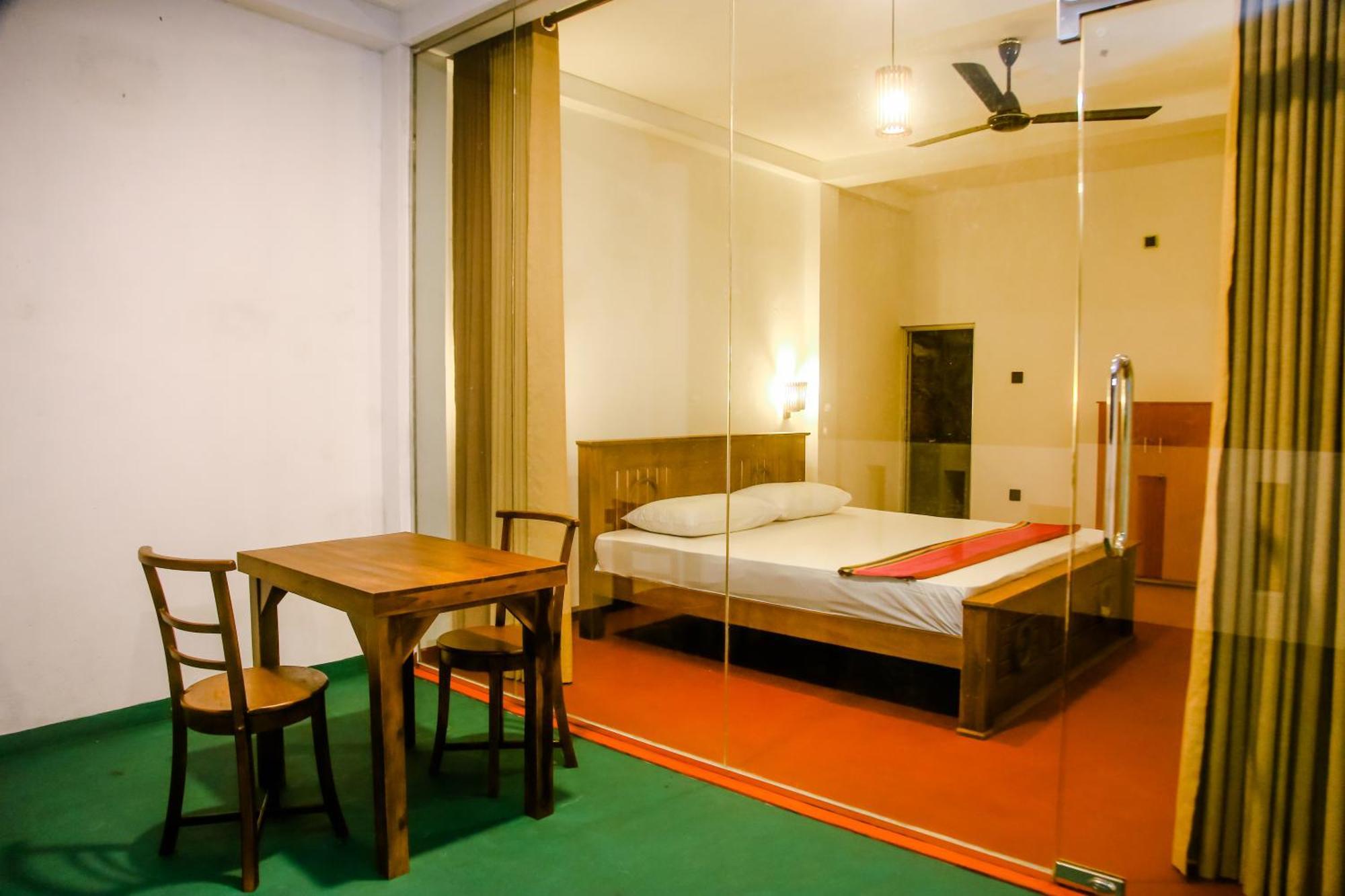 Little Angels Bed & Breakfast Mirissa Ngoại thất bức ảnh