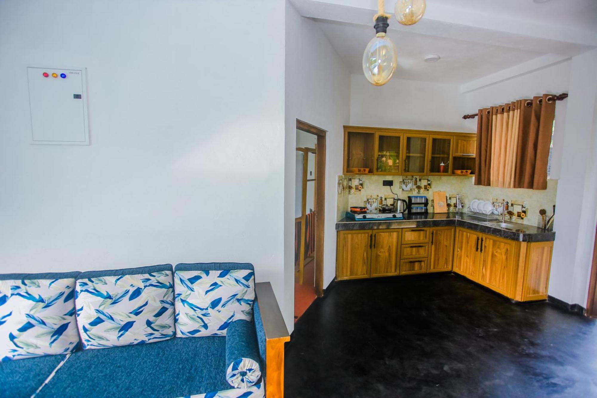 Little Angels Bed & Breakfast Mirissa Ngoại thất bức ảnh