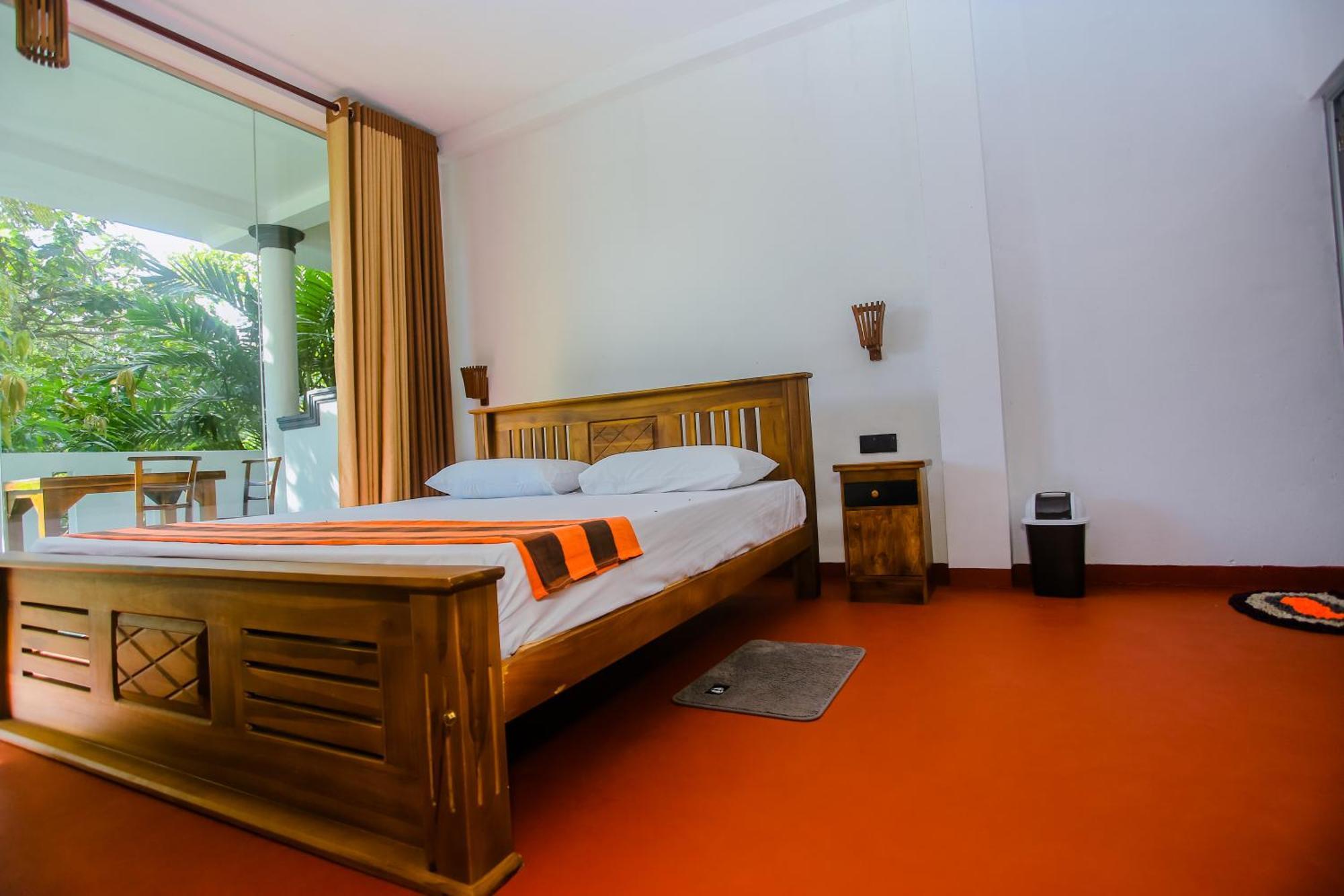 Little Angels Bed & Breakfast Mirissa Ngoại thất bức ảnh