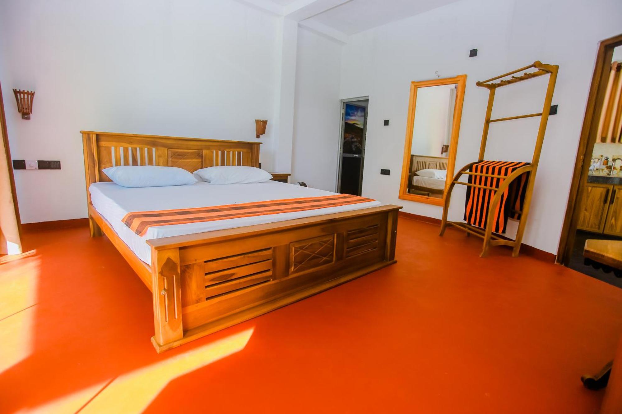 Little Angels Bed & Breakfast Mirissa Ngoại thất bức ảnh